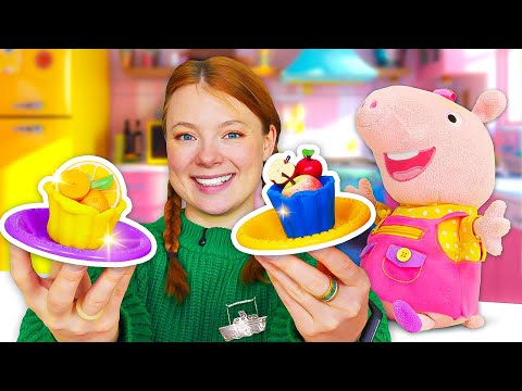 Play kitchen with Peppa and Irene 🧁 Colorful tartlets for the Pig family