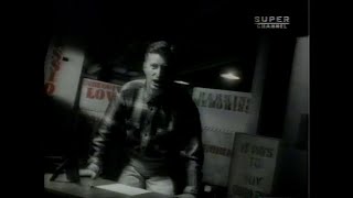 Billy Bragg - Accident Waiting To Happen (1992 Promo)