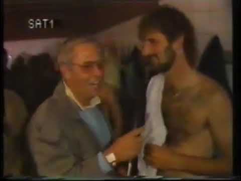 1985/1986 Nach dem 3. Spiel in der Kabine vom BVB