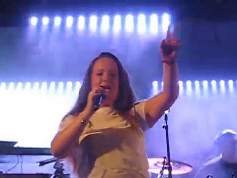 Juliette Ashby & RedHut Riddim Band-Grow Like A Seed Live@Öland Roots 2019-07-12