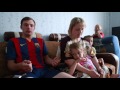 Соседи считают эту женщину с 11 детьми сумасшедшей. Зайди в ее дом — такого нет даже в кино!