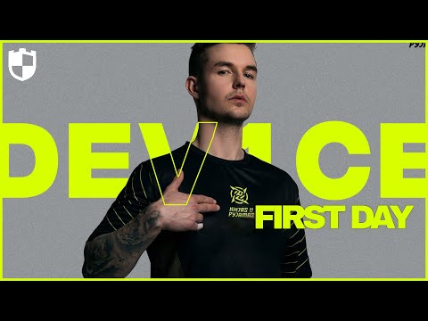 LUCKY Timings?  NiP 5 Steps AHEAD?! Making SENSE of device's Words - device's First Day Drama - CSGO