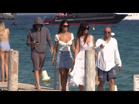 download lagu mp3 mp4 Leo Yacht, download lagu Leo Yacht gratis, unduh video klip Leo Yacht
