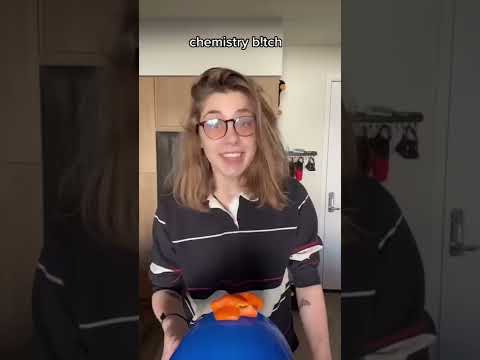 How to ruin a child’s birthday party with Chemistry 🧪🍊 w OnlyJayus - #Shorts