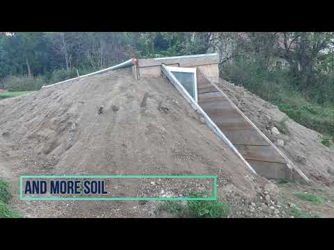 Building a Walipini / pit greenhouse NO FROST!