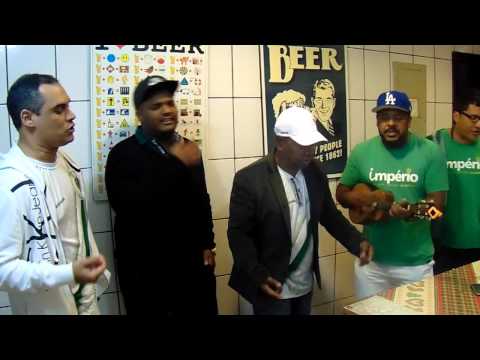 Pixulé canta o samba do Império Serrano para o Carnaval de 2016
