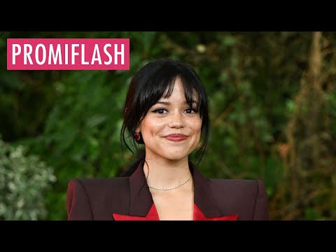 Video Thumbnail: Das hat Jenna Ortega vom"Wednesday"-Set mitgehen lassen