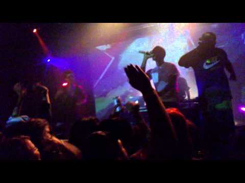 Buraka Som Sistema-Aqui Para Voces - Live at The Echo 10-14-2011.MP4