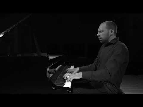 Andrei Korobeinikov plays Sibelius "Valse triste" op.44