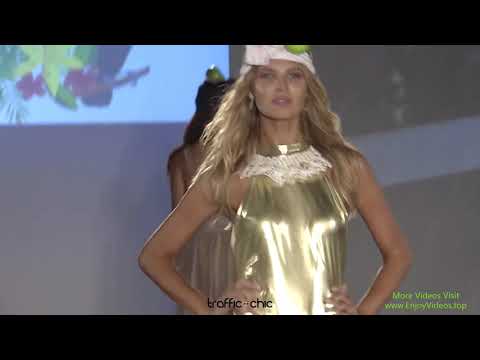 Silvia Ulson 'Collection Cor Brasil' Resort 2018 @ Swimmiami _ Miami Swim Week part2