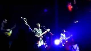 Telepathy (Miles Kane- 02 Arena- 14/12/2011)
