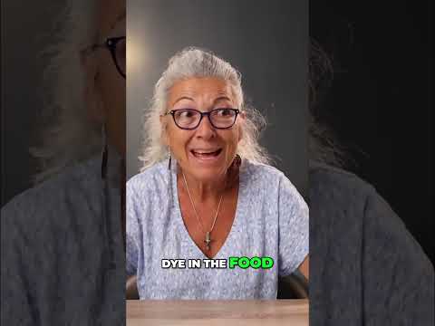 Pet Food Dyes: Why They're Harmful & What To Use #shorts