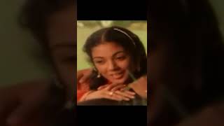 Download lagu mizhiyina njan adakkumbol Maniyara mp3