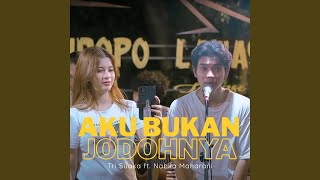 Download lagu Aku Bukan Jodohnya (feat. Nabila Maharani) (Live Ngamen) mp3
