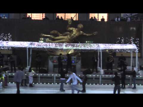 Nortec Bostich + Fussible Mi Casita - Radio Borderland @ Rockefeller Plaza New York City "Prt 1"