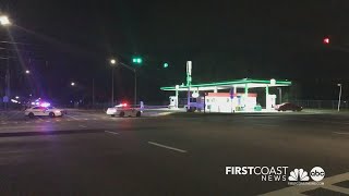 One in custody after suspect reportedly steals JSO squad car, officer opens fire