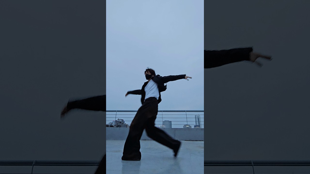 3년 9개월 만에 돌아온 방탄의 춤선에서 SWIM 🌊