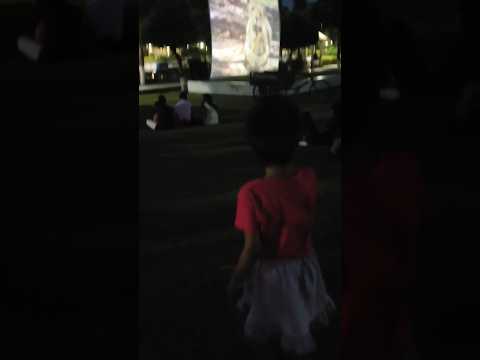 Garden me movie or ice cream ka maza lete huye😆😆😆