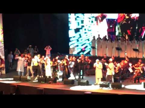 AFRICA EXPRESS PRESENTS: THE ORCHESTRA OF SYRIAN MUSICIANS + DAMON ALBARN + GUESTS @Istanbul