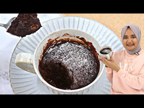 Dangerously good CHOCOLATE MUG CAKE! Microwave recipe and no eggs