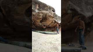 Video thumbnail of Altra més el forat, 6c+. El Cogul