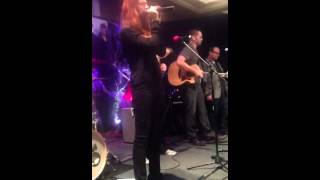 Karaok� #1 - Julie McNiven, Louden Swain & Jason Manns