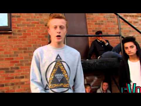 Harry and Ollie warm up