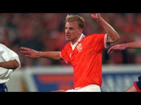 Retro TVP. Polska – Holandia 1:3 (1993). Dwa gole Bergkampa, 15 tys. Holendrów w Poznaniu