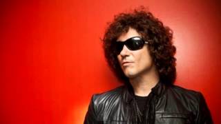 Maldita Dulzura por Enrique Bunbury & Disco Pantera (feat. Muni)  Versión Imposible para Radio 3