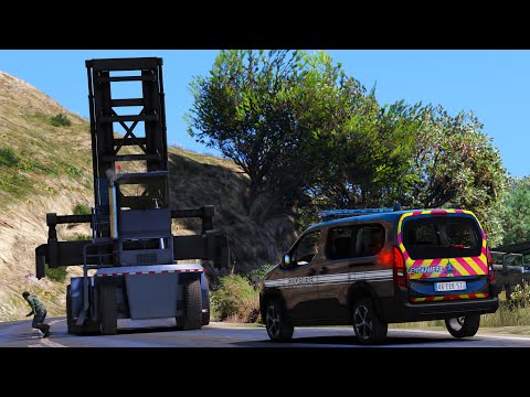 [GTA 5] MAN STEALS A CONTAINER CARRIER | LSPDFR #1083