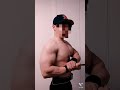 집구석 근돼포징!💪#shorts