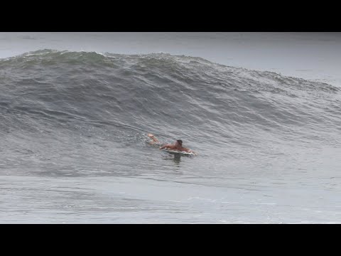Solid Peaks Roll Into Canggu