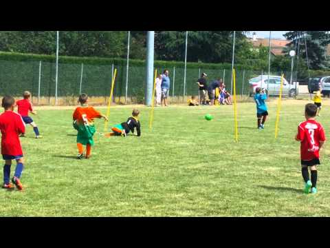 Dribbles et passe décisive de Noham Asf Andrézieux