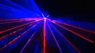 preview picture of video 'Beeindruckende Lasershow unter Tage in der Tropfsteinhöhle Drachenhöhle Syrau'