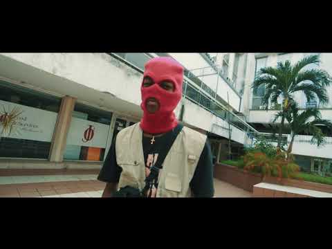 Dadagrey aka danseur cagoule sur le titre SALE WAZÉ de Darryl stylight