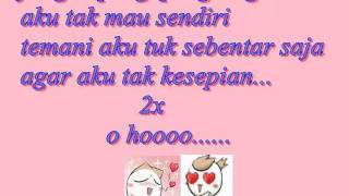 Download lagu kesepian- vierra mp3