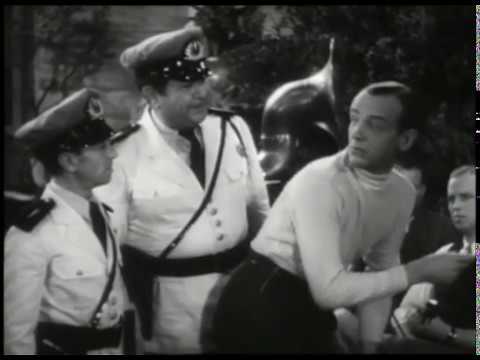 Fred Astaire, Music Makes Me, Flying Down to Rio (1933)