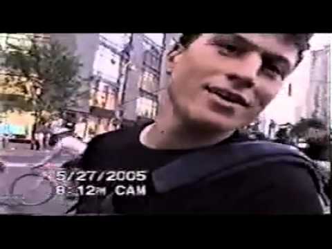 2005 05 Critical Mass  - Plain clothes officers in unmarked car called out by cyclist