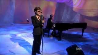 Yoko Ono &amp; Sean Lennon - I&#39;m Going Away Smiling - The View 30 sept 2009