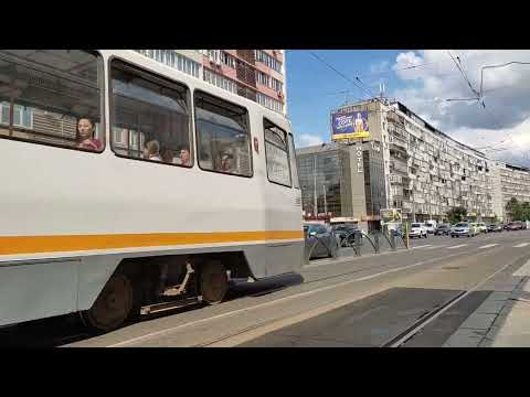 Tramvaie pe linia 46, la stația "Lizeanu", în ultima zi de circulație înainte de suspendare