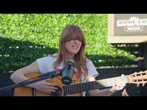Daisy Kilbourne covers Kate Bush's 'Running Up That Hill' | Rooftop Sessions
