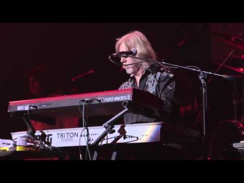 "Ready For Love" Paul Rodgers live at Hendon Rocks 2015 with Band-X and Friends