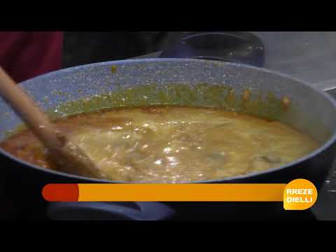 Report Tv -Rreze Dielli, "Te gatuajme me Zonjen Tefta" 03 Janar 2018 Pjesa 2