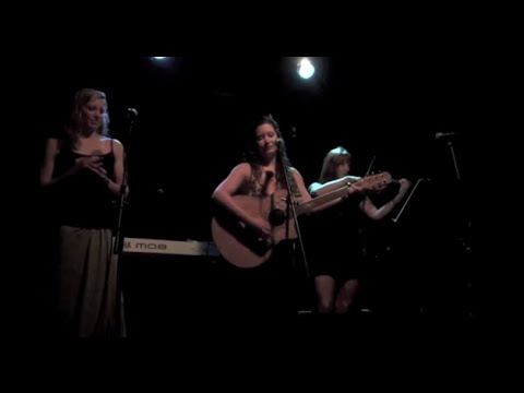 Carry On | Mary Scholz | Live at the Tin Angel 6.6.15