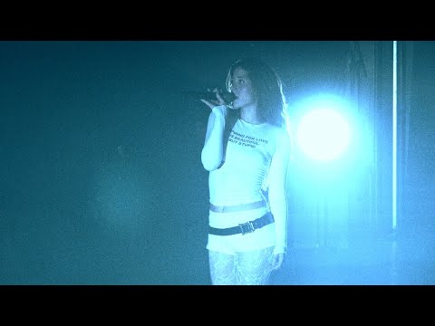 iliona - Club Penguin (tour vlog)