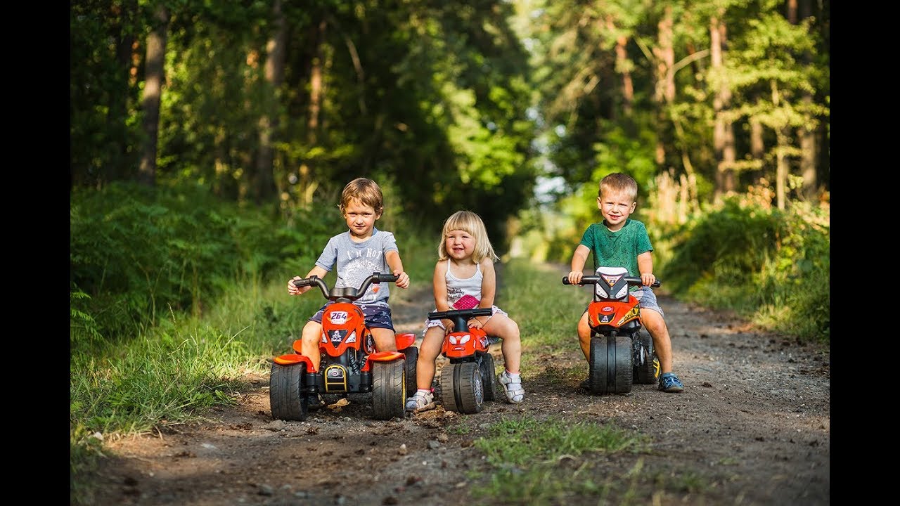 FALK – Šliapacia štvorkolka Racing Team červená
