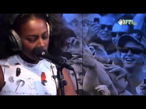 Junglebae - 'Hit 'em' | Eva | 3FM