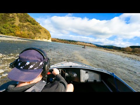 Extreme Shallow Jet Boating - New Zealand