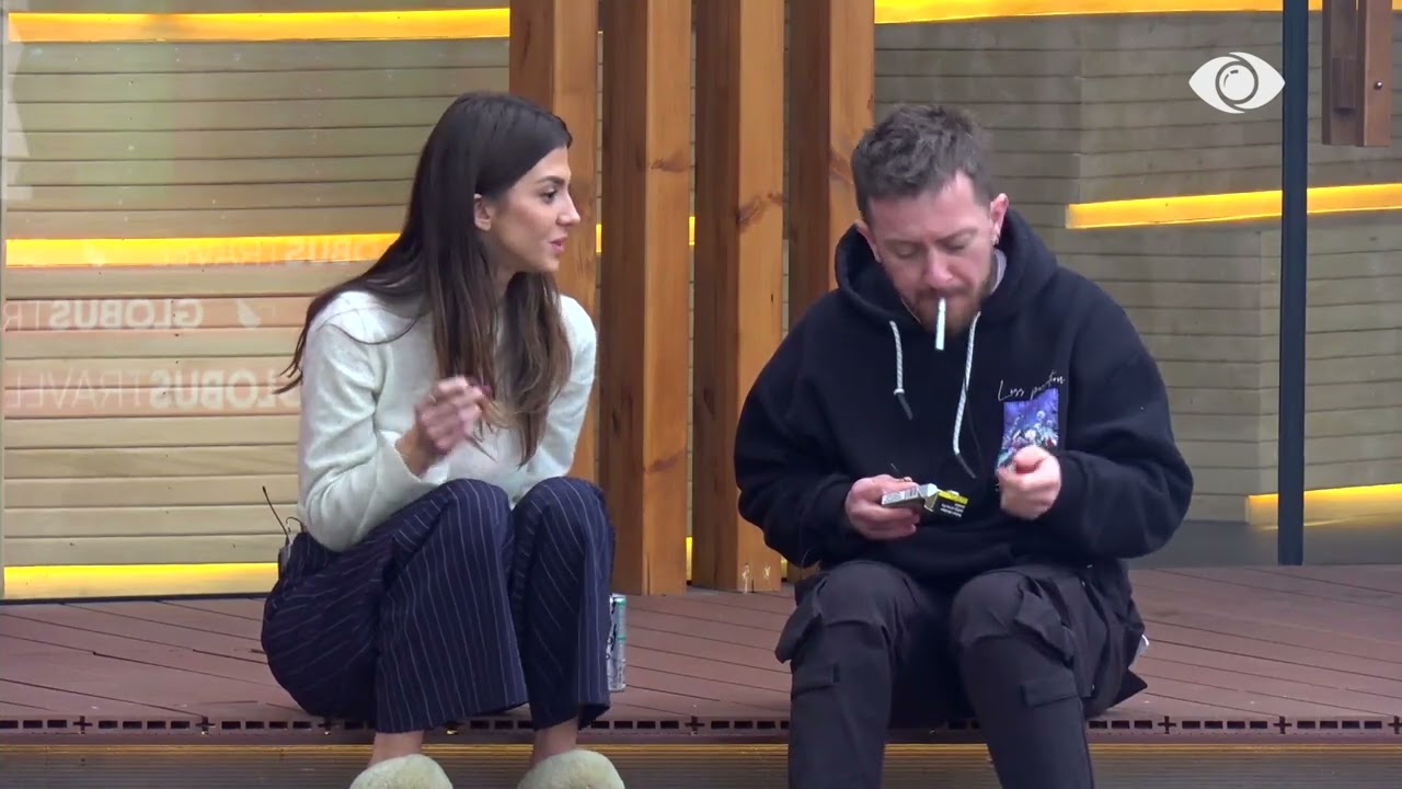 Atë e shitën nga grupi/ Tiri bisedon me Loredanën për Livian