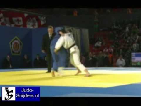 Judo 2009 Tbilisi:  Boukouvala (GRE) - Phevadze (GEO) [-57kg].
